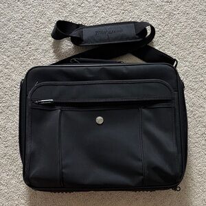Targus Classic Black Laptop Bag